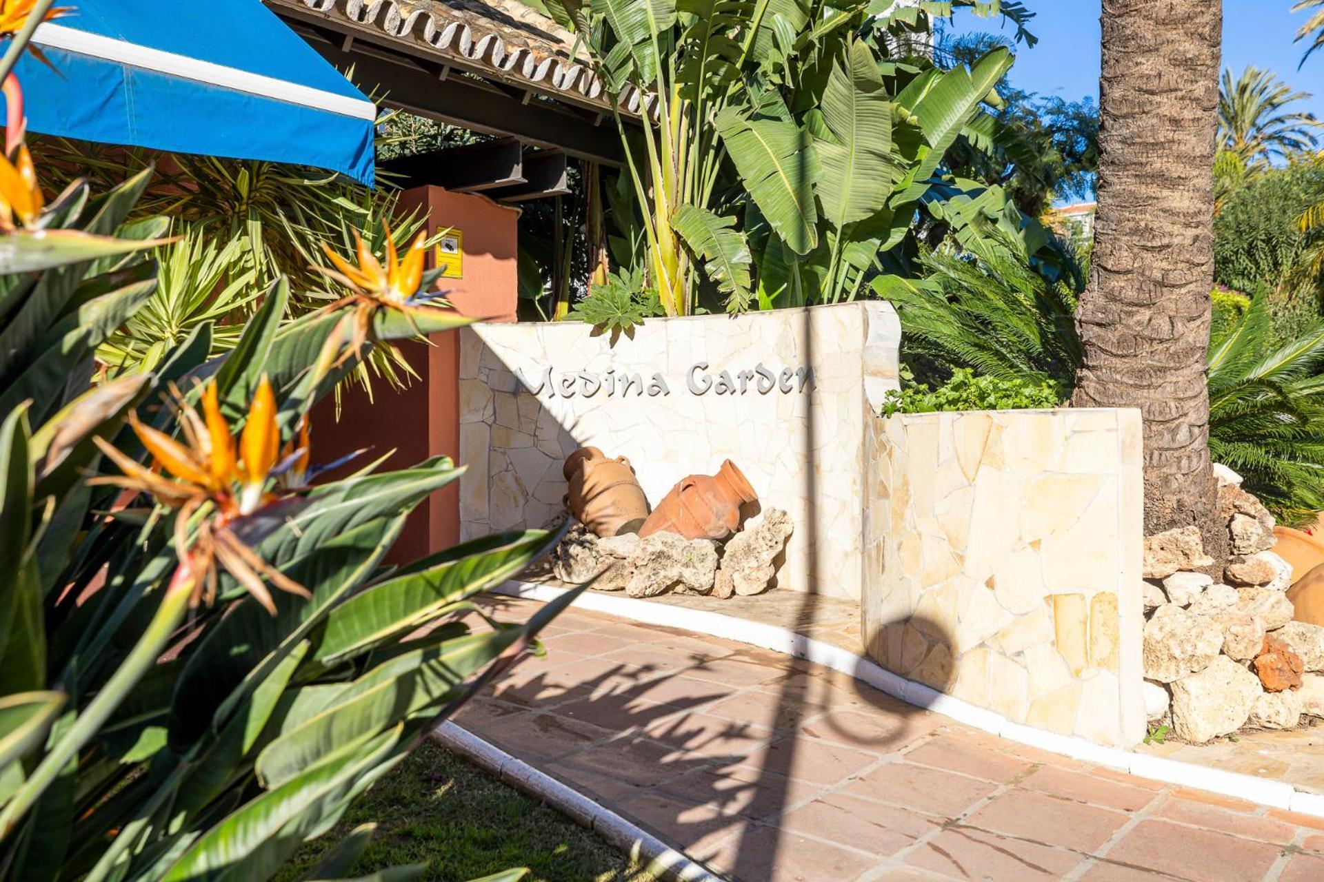 Apartment 2 Bedroom In Medina Garden Marbella