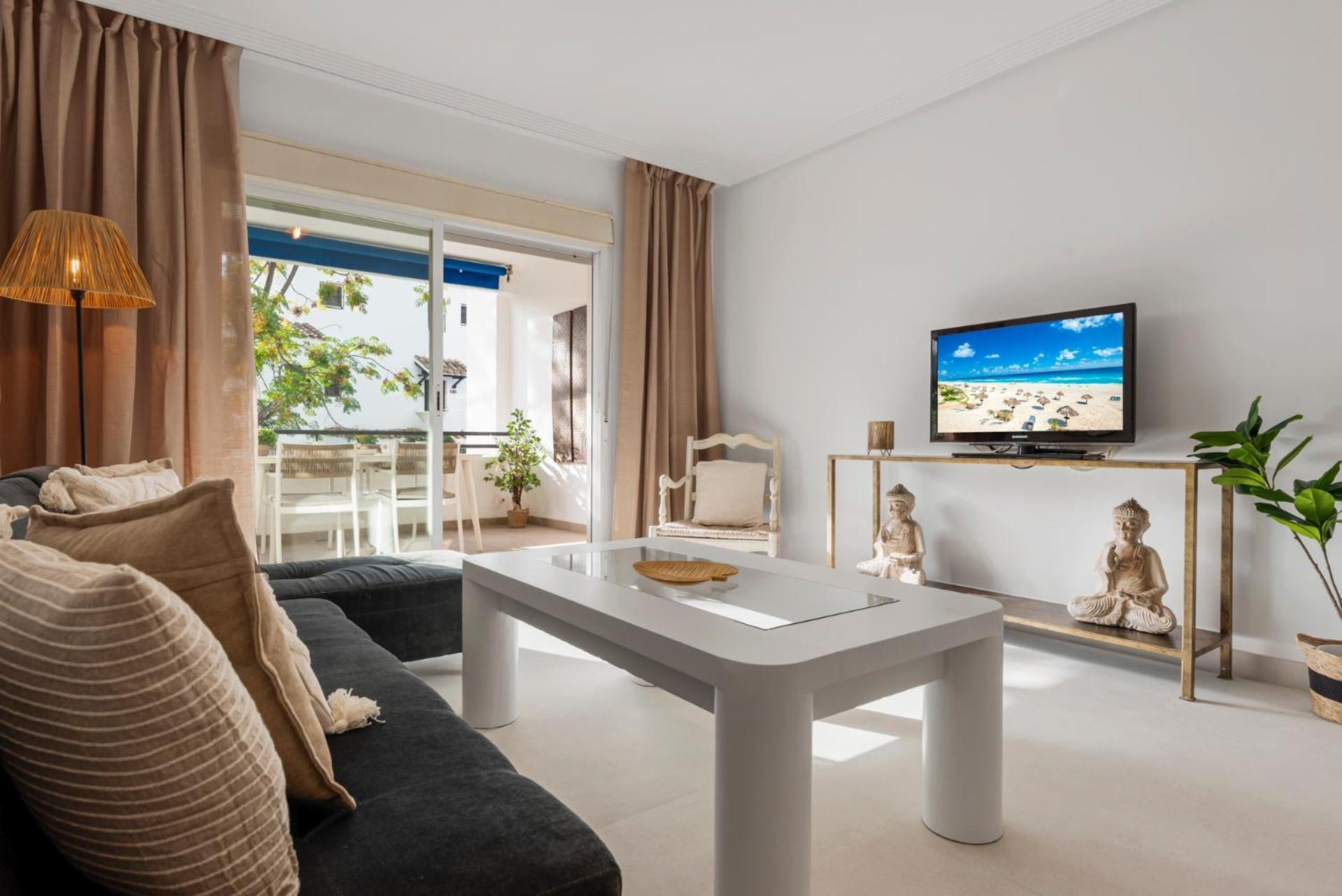 2 Bedroom In Medina Garden Apartment