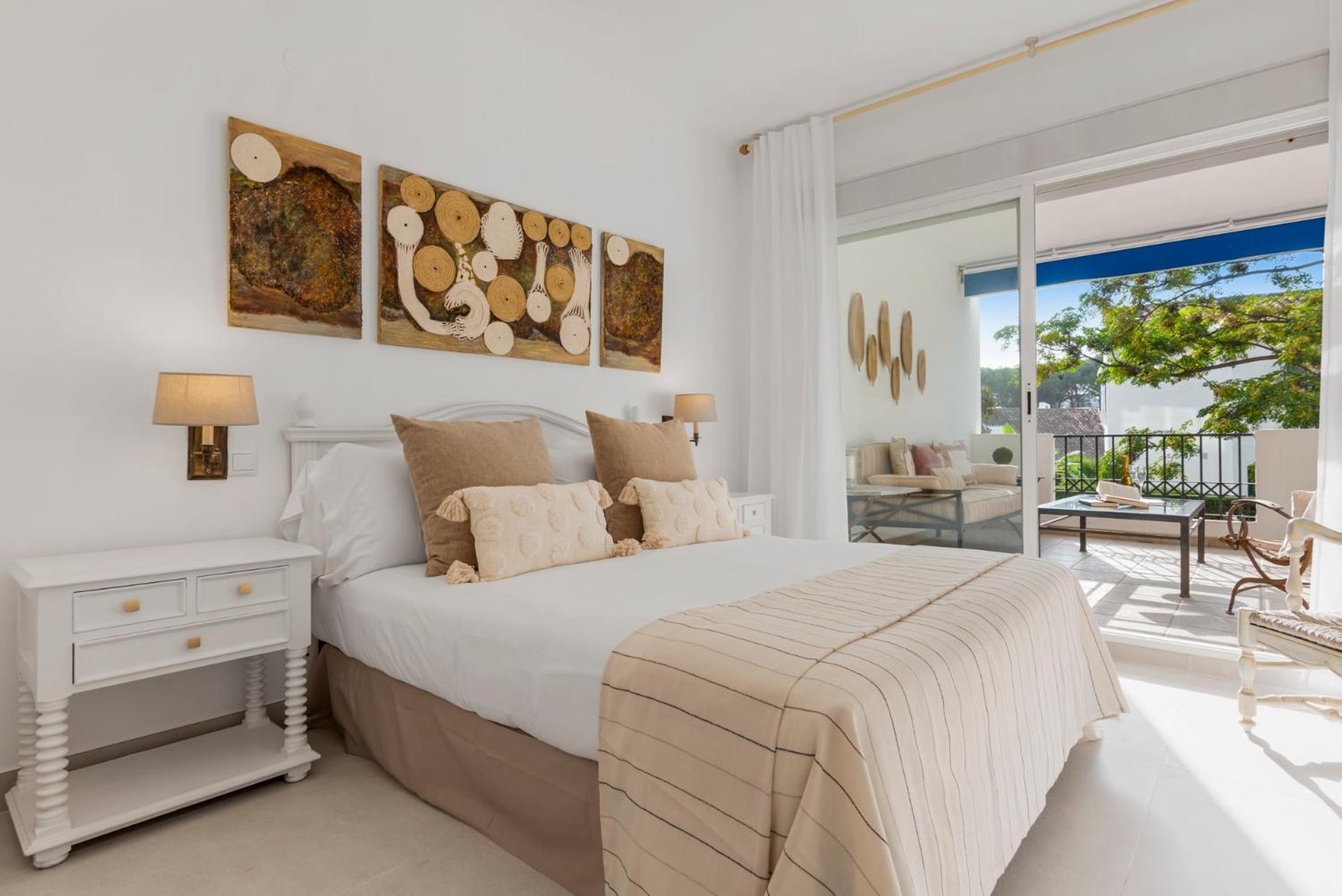 Apartment 2 Bedroom In Medina Garden Marbella